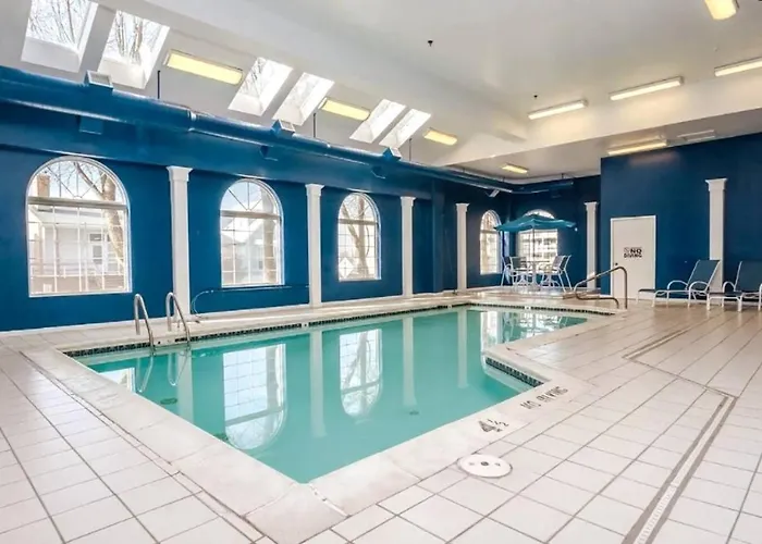Apartment Beachside Bliss- Steps 2 Sand-indoor Pool, Game Rm Ocean Stadt