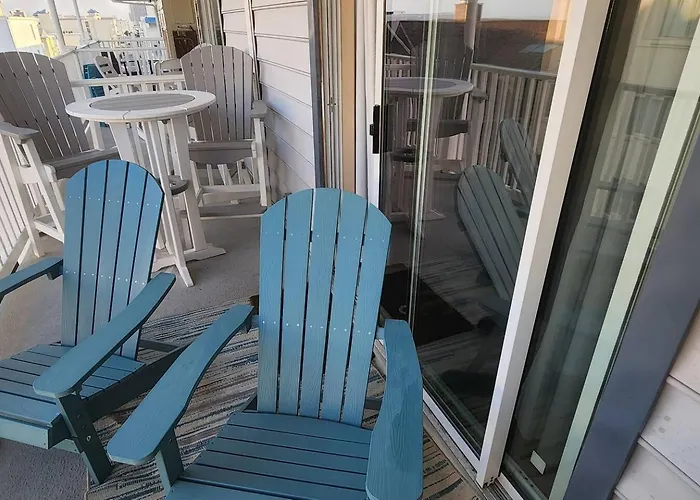 Beachside Bliss- Steps 2 Sand-indoor Pool, Game Rm *