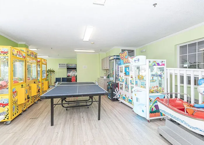 Apartment Beachside Bliss- Steps 2 Sand-indoor Pool, Game Rm *